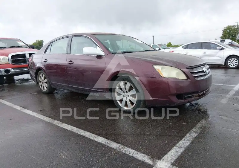 2005 Toyota AVALON photo