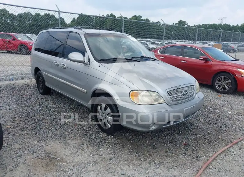2005 KIA Sedona photo