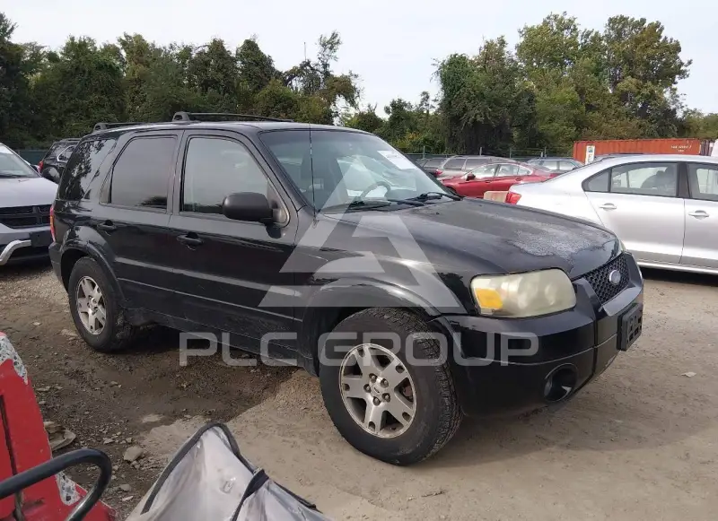 2005 Ford ESCAPE photo