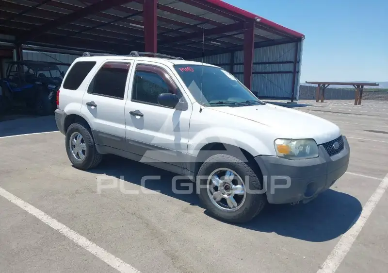 2005 Ford ESCAPE photo