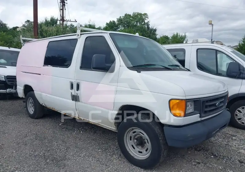 2005 Ford E-150 фото