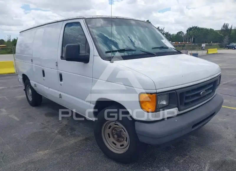 2005 Ford E-150 фото
