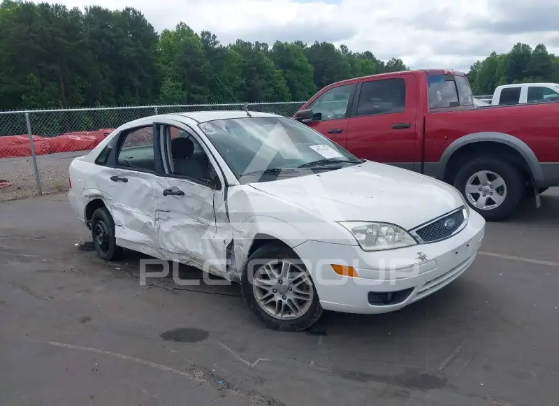 2005 Ford FOCUS photo