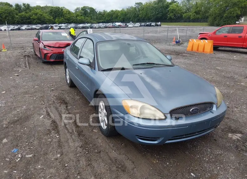 2005 Ford TAURUS photo
