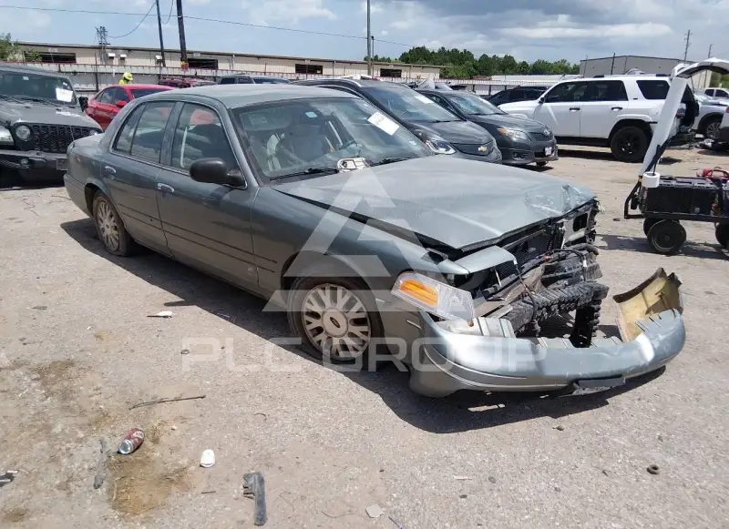 2005 Ford CROWN photo