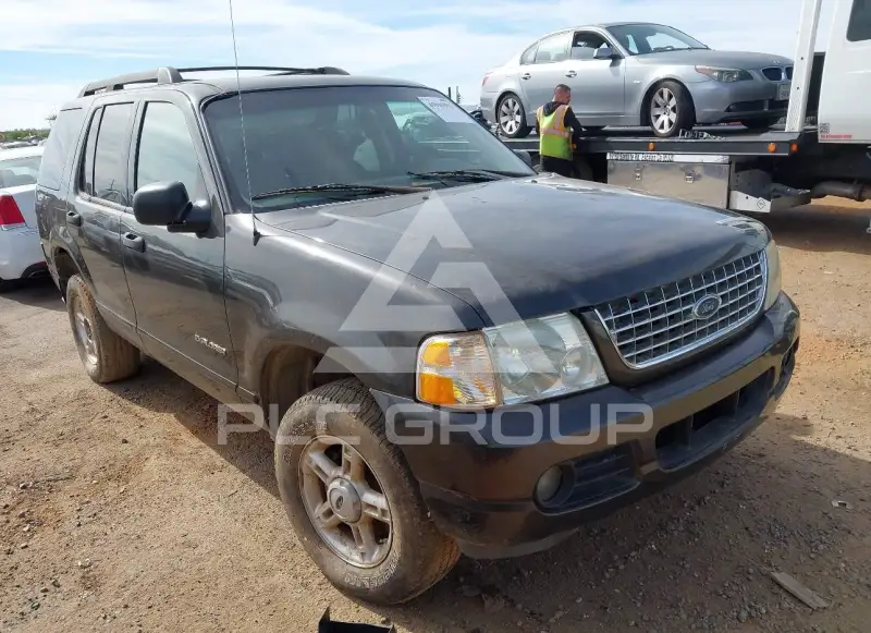 2005 Ford EXPLORER photo