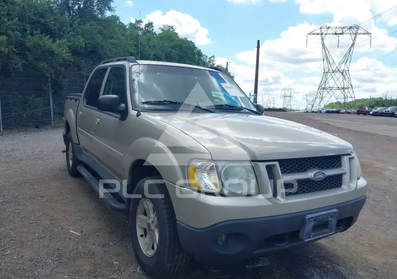 2005 Ford EXPLORER photo