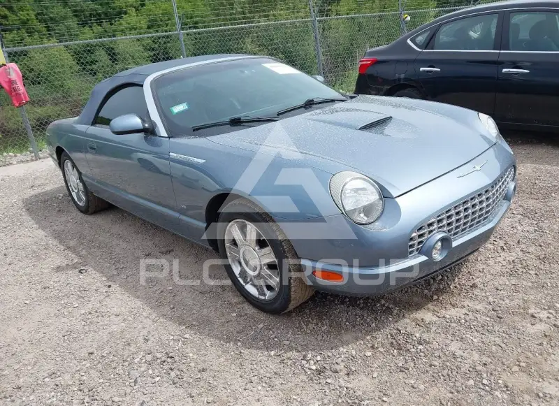 2005 Ford Thunderbird photo