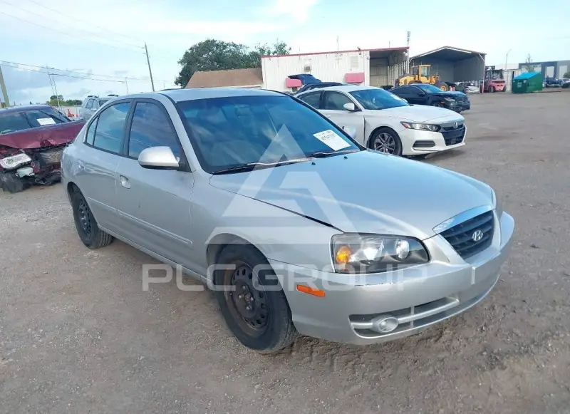 2005 Hyundai Elantra photo