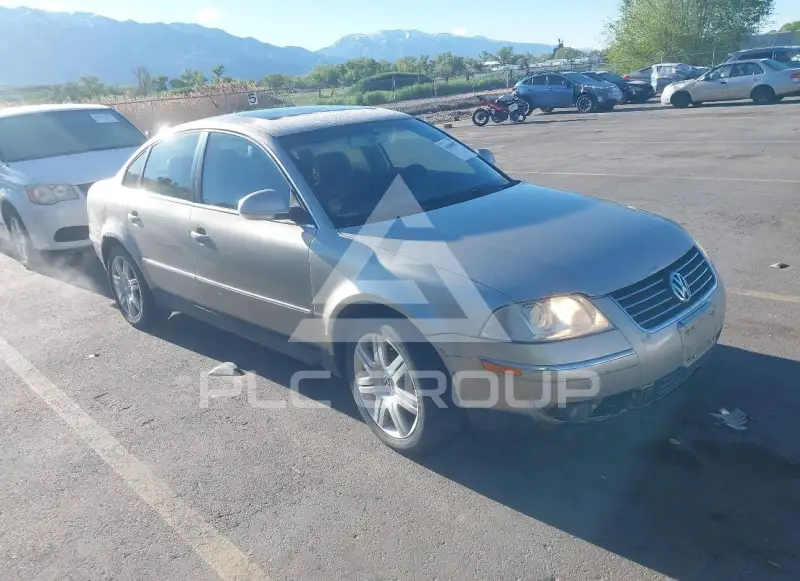 2005 Volkswagen Passat photo