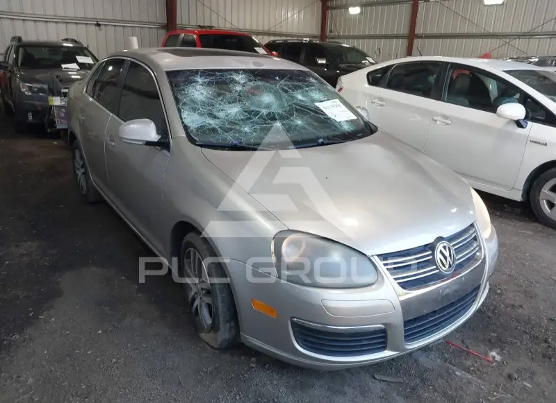 2005 Volkswagen Jetta photo