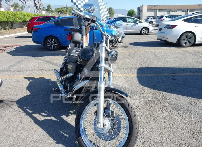 2006 Harley-Davidson FXDBI photo