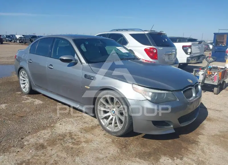 2006 BMW M5 фото