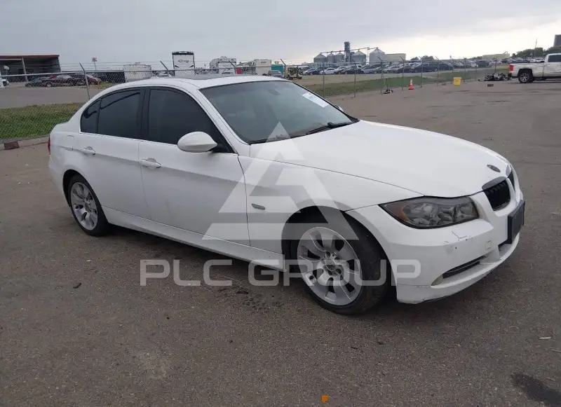 2006 BMW 330 photo