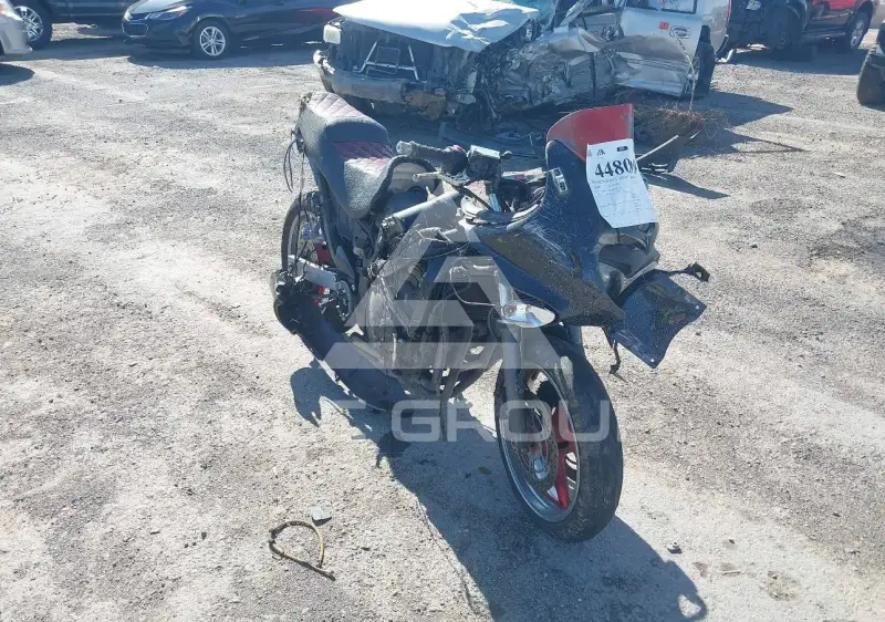 2006 Suzuki GSX фото