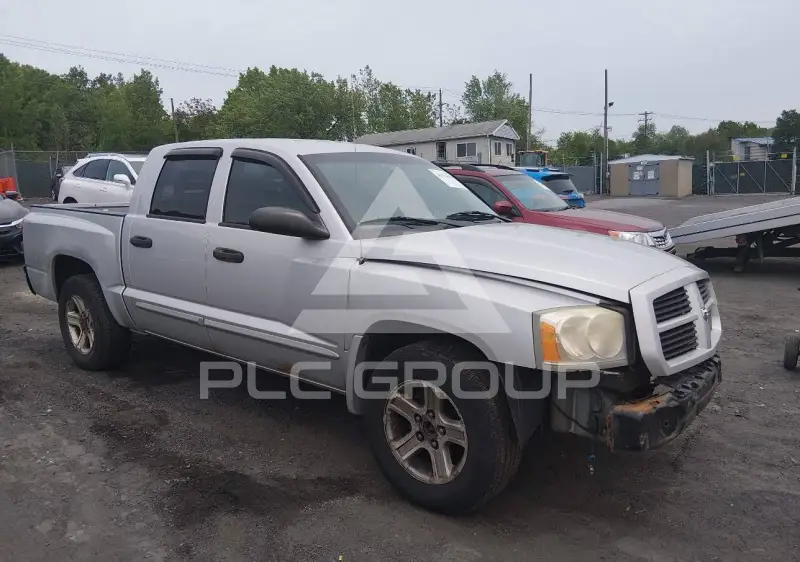 2006 Dodge DAKOTA photo