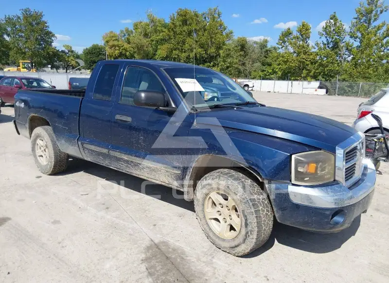2006 Dodge DAKOTA фото