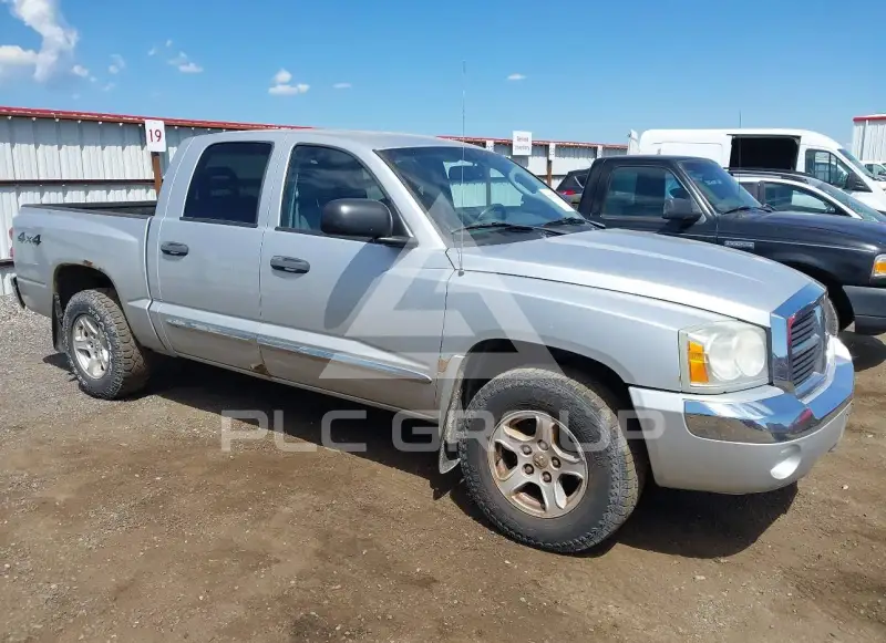 2006 Dodge DAKOTA photo