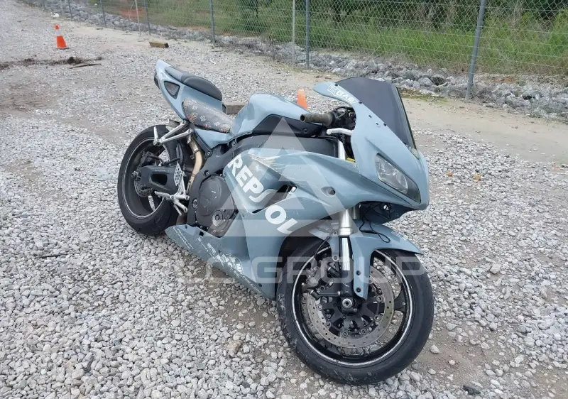 2006 Honda CBR1000 фото