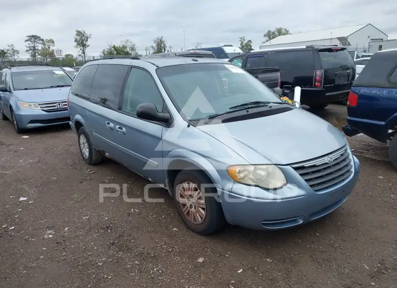 2006 Chrysler TOWN & COUNTRY photo