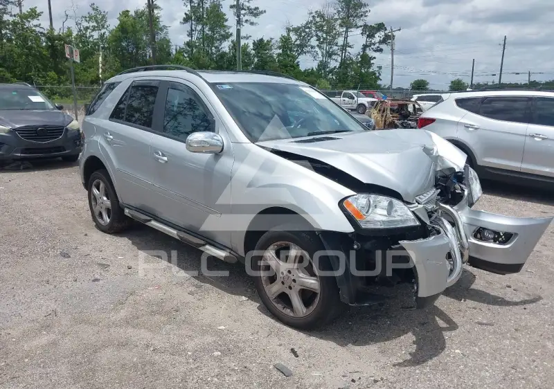 2006 Mercedes Benz ML 350 photo