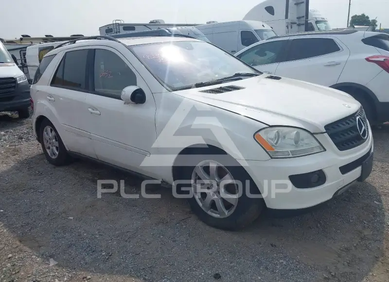 2006 Mercedes Benz ML 350 photo