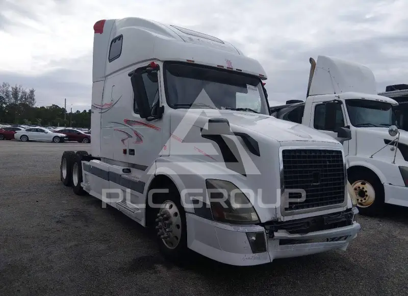 2006 Volvo VNL фото