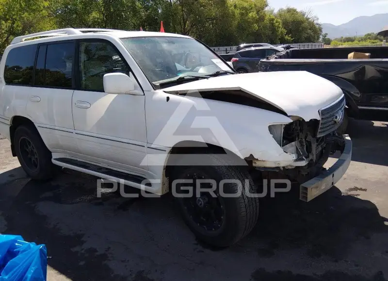 2006 Lexus LX470 photo