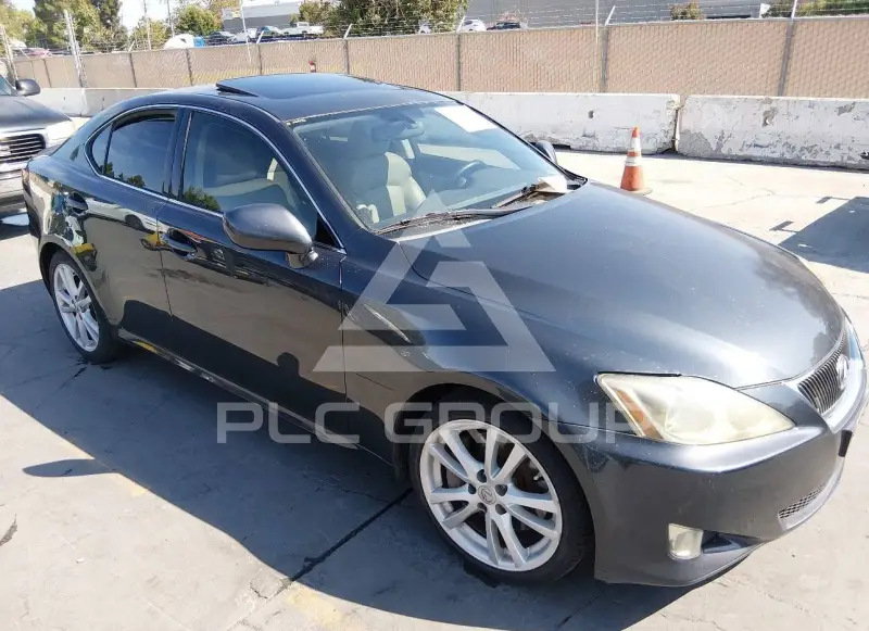 2006 Lexus IS350 фото