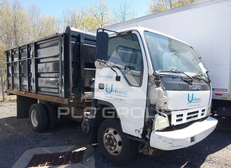 2006 Isuzu NPR photo