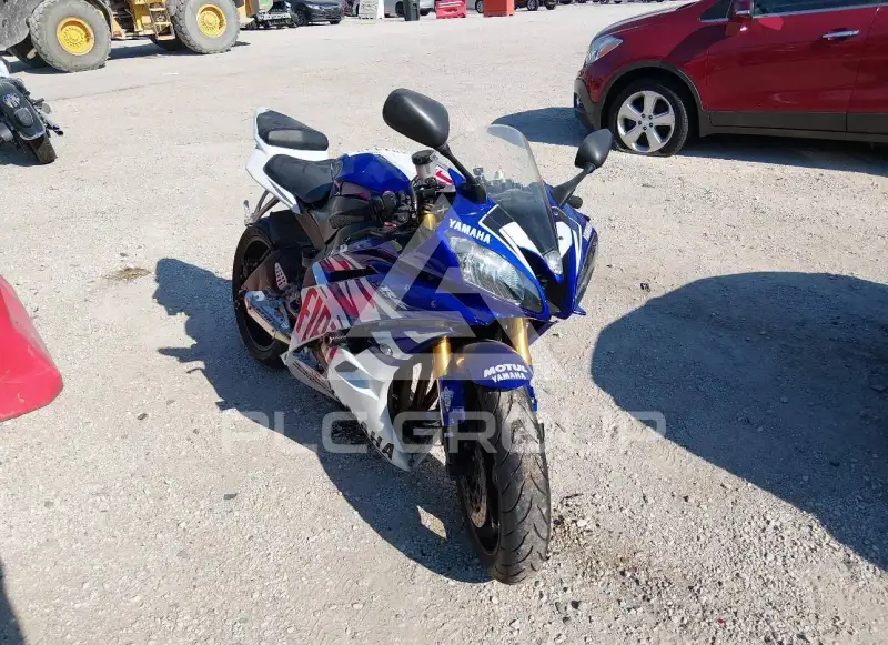 2006 Yamaha YZFR6 photo