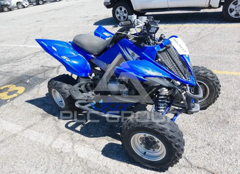 2006 Yamaha YFM700 photo