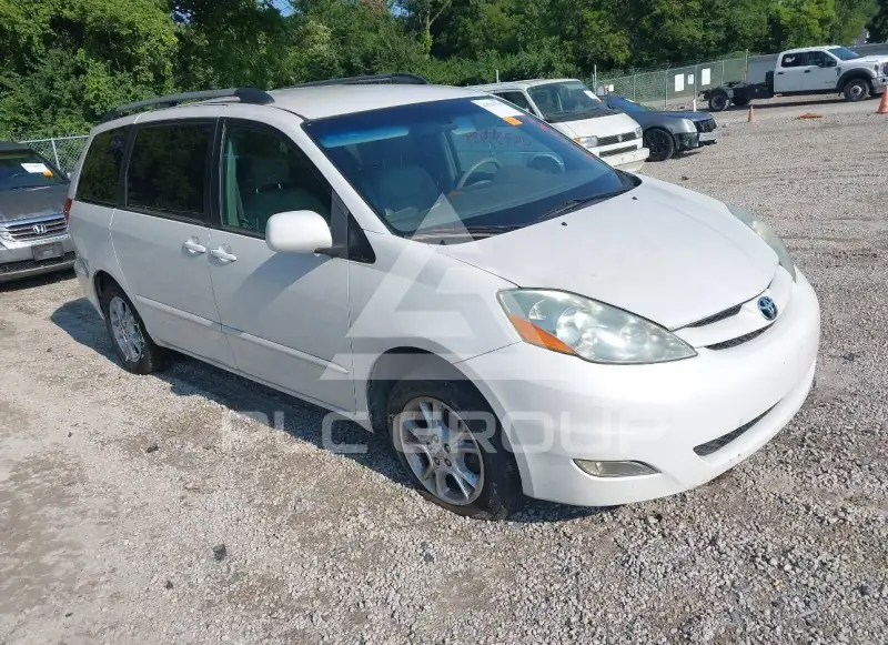 2006 Toyota SIENNA photo