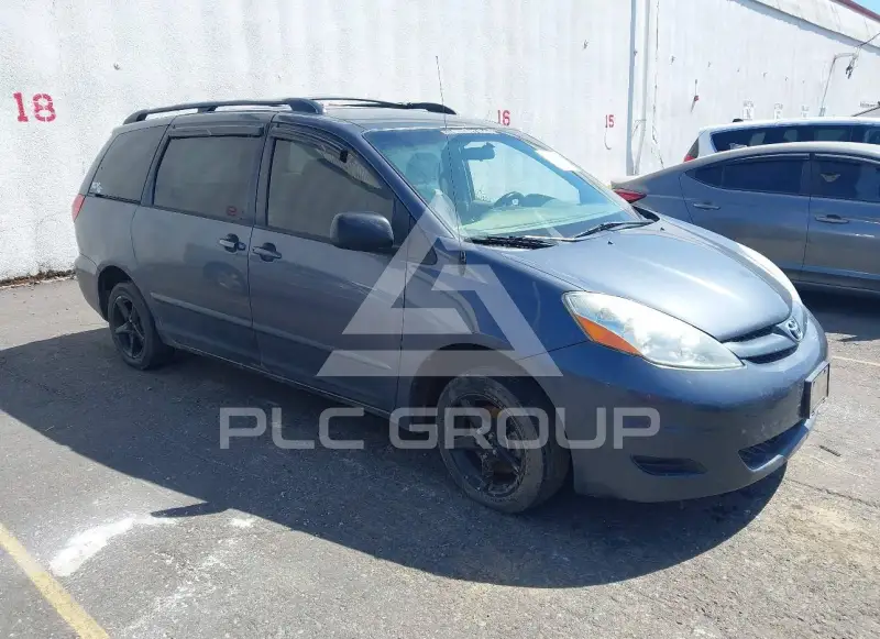 2006 Toyota SIENNA photo