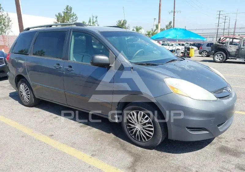 2006 Toyota SIENNA photo