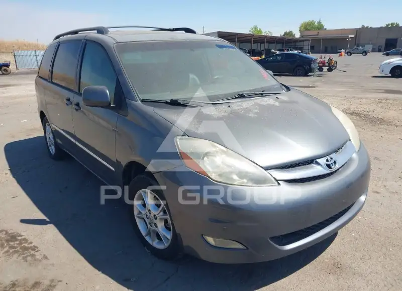 2006 Toyota SIENNA photo