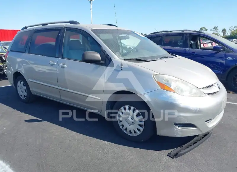 2006 Toyota SIENNA photo