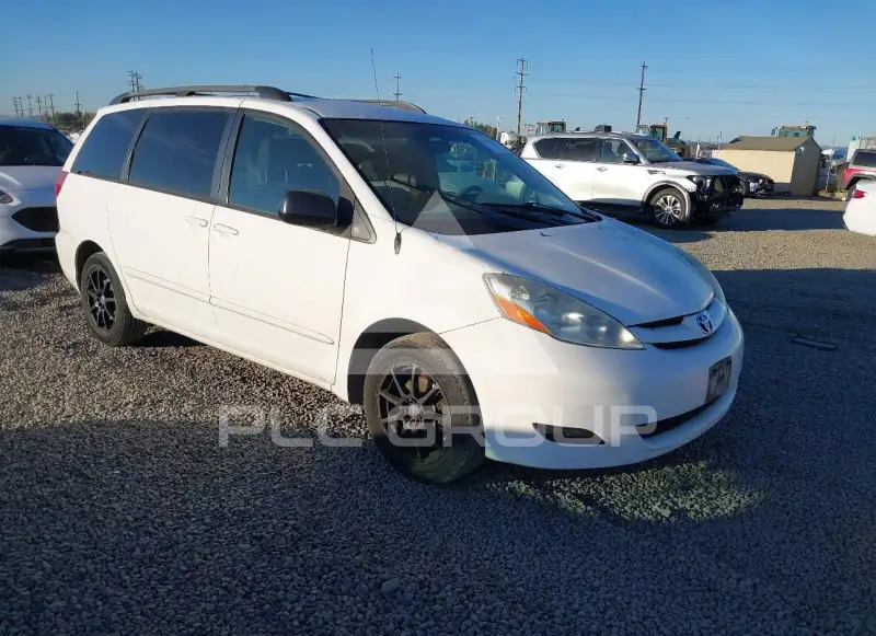2006 Toyota SIENNA photo