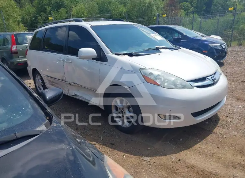 2006 Toyota SIENNA photo