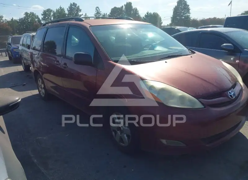2006 Toyota SIENNA photo