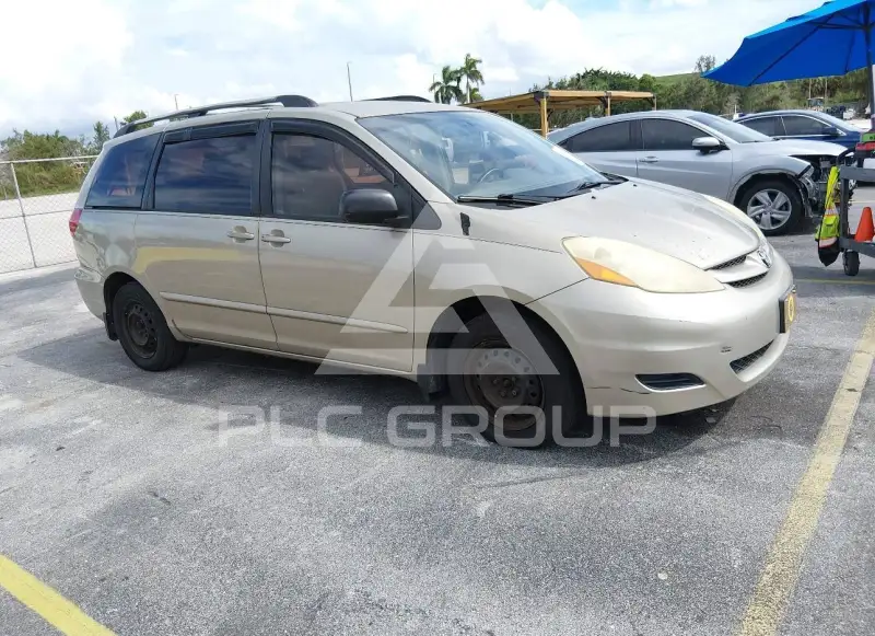 2006 Toyota SIENNA photo