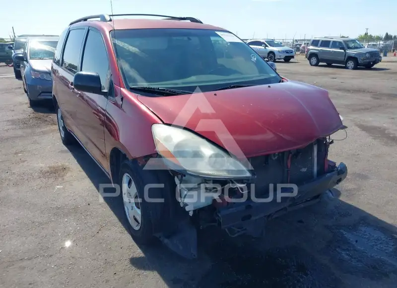 2006 Toyota SIENNA photo
