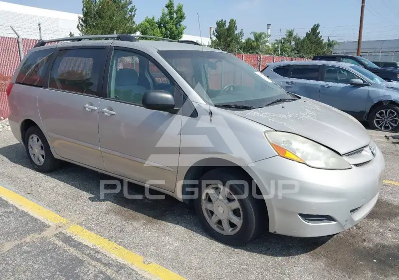 2006 Toyota SIENNA photo