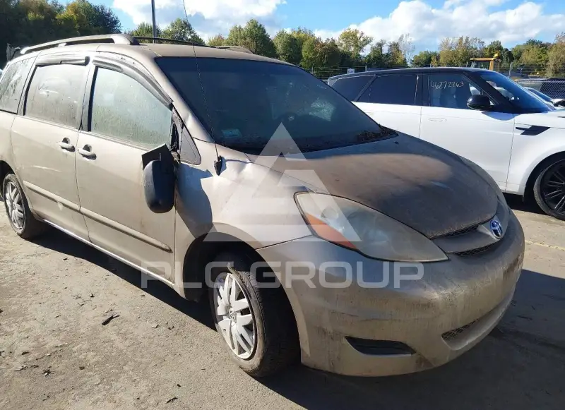 2006 Toyota SIENNA photo