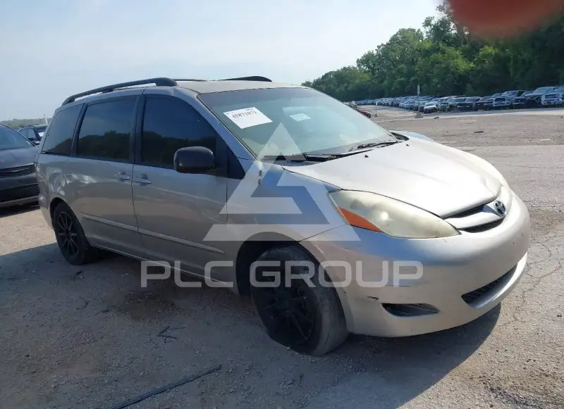 2006 Toyota SIENNA photo