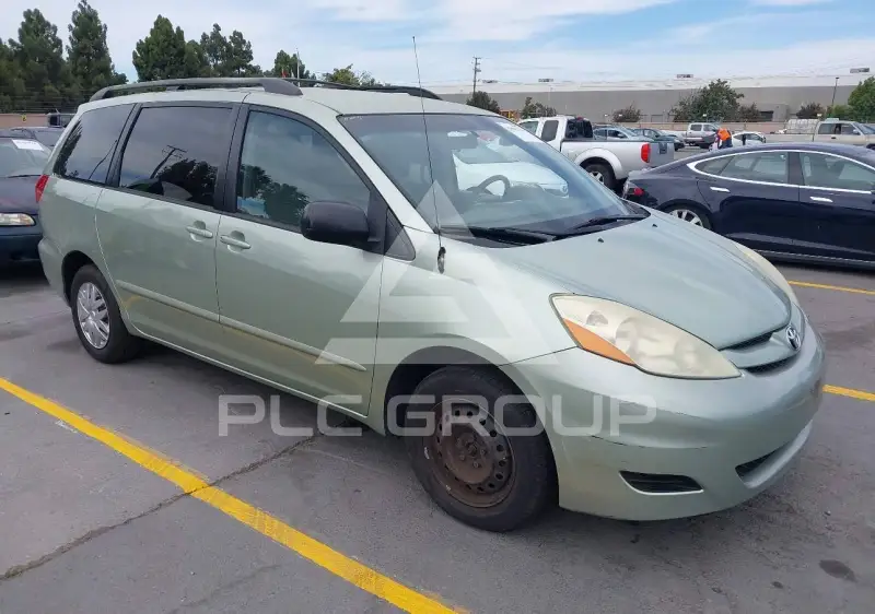 2006 Toyota SIENNA photo