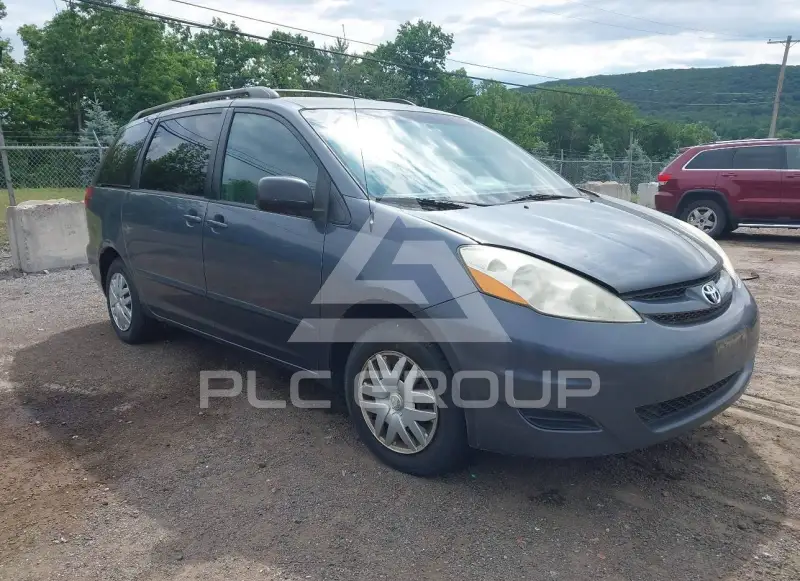 2006 Toyota SIENNA photo