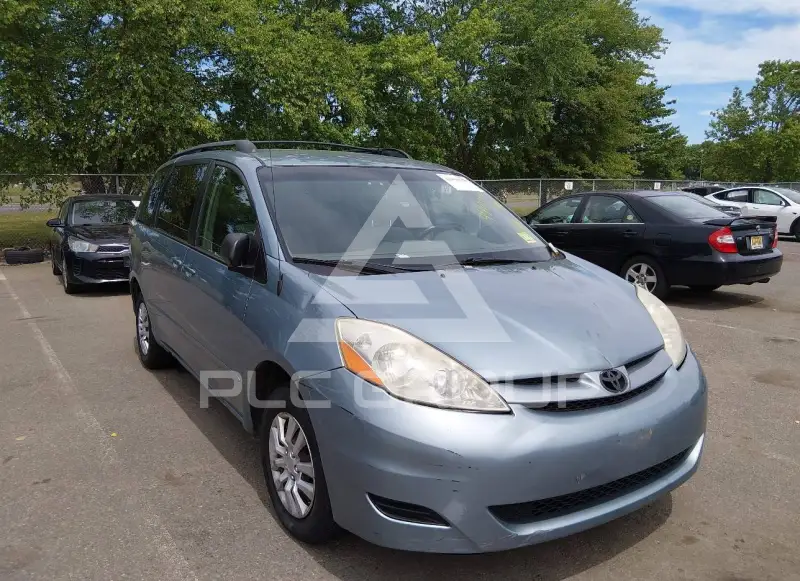 2006 Toyota SIENNA photo