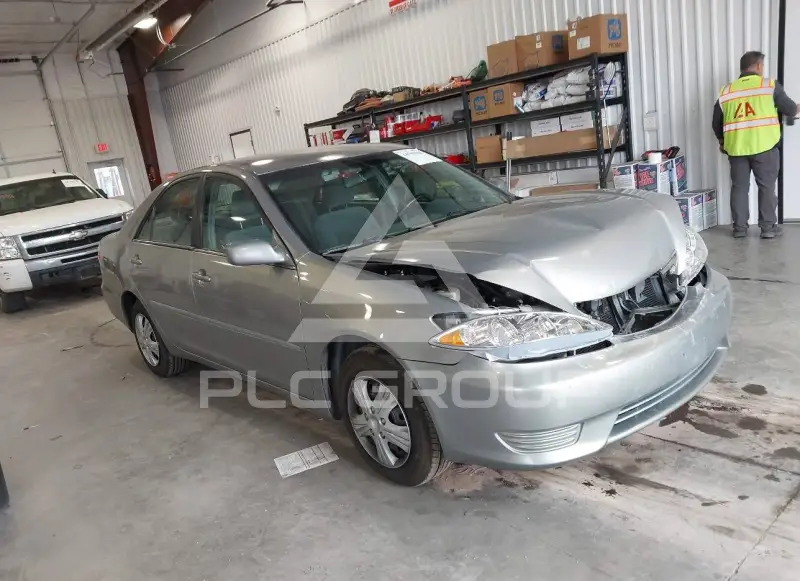 2006 Toyota CAMRY фото