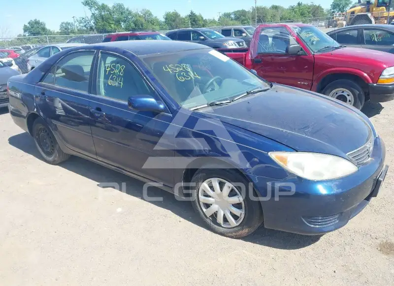 2006 Toyota CAMRY фото